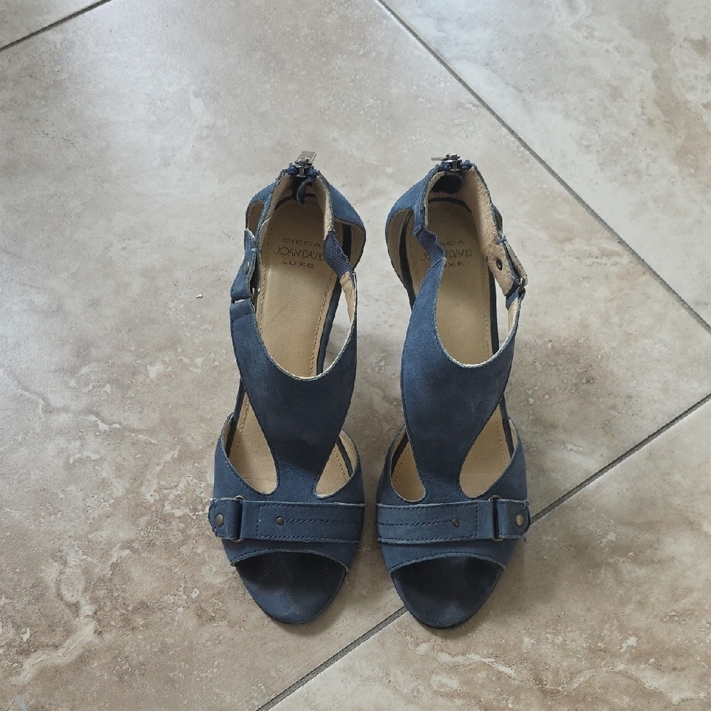Elegant Blue Women's Heels